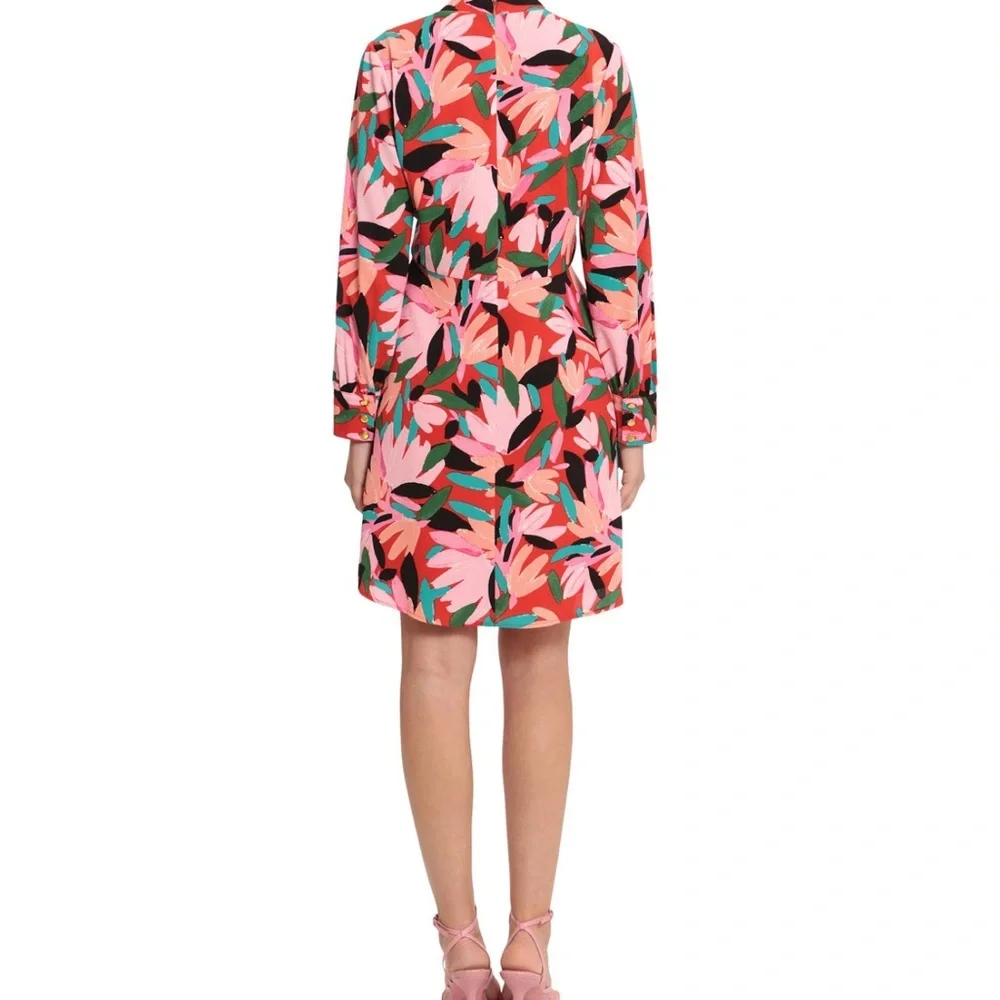 Donna Morgan Women floral
Printed Dress. size 10 - Picture 3 of 8